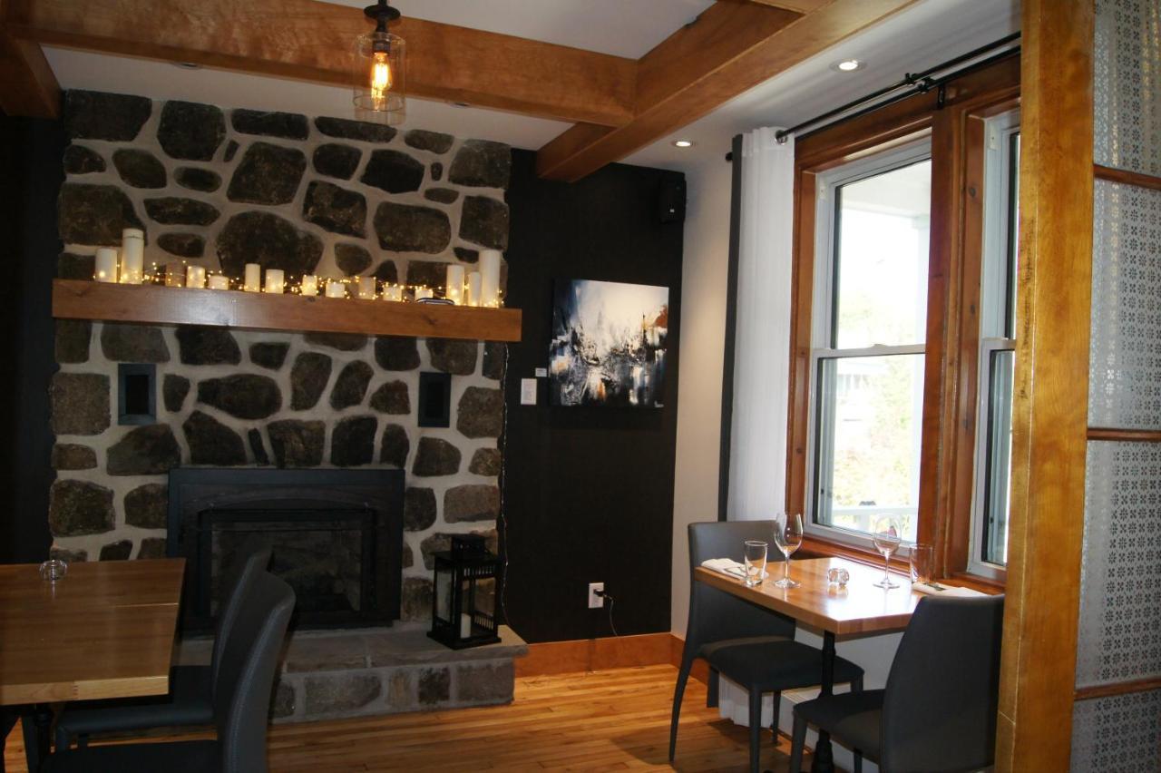 Restaurant Et Gite Les Passionnes Val-David Eksteriør billede